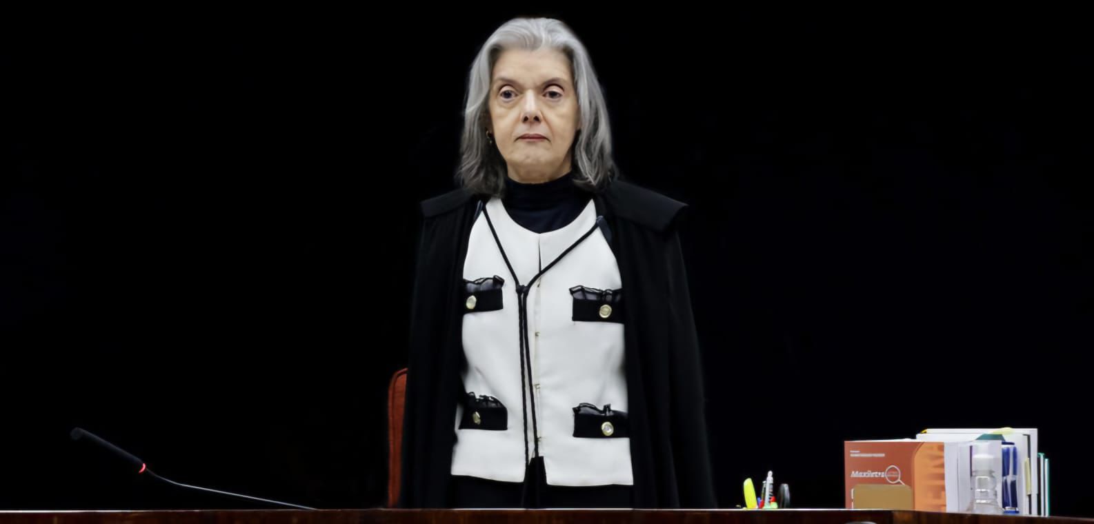 Cármen Lúcia vota às 14h e pode definir condenação de Bolsonaro na trama golpista