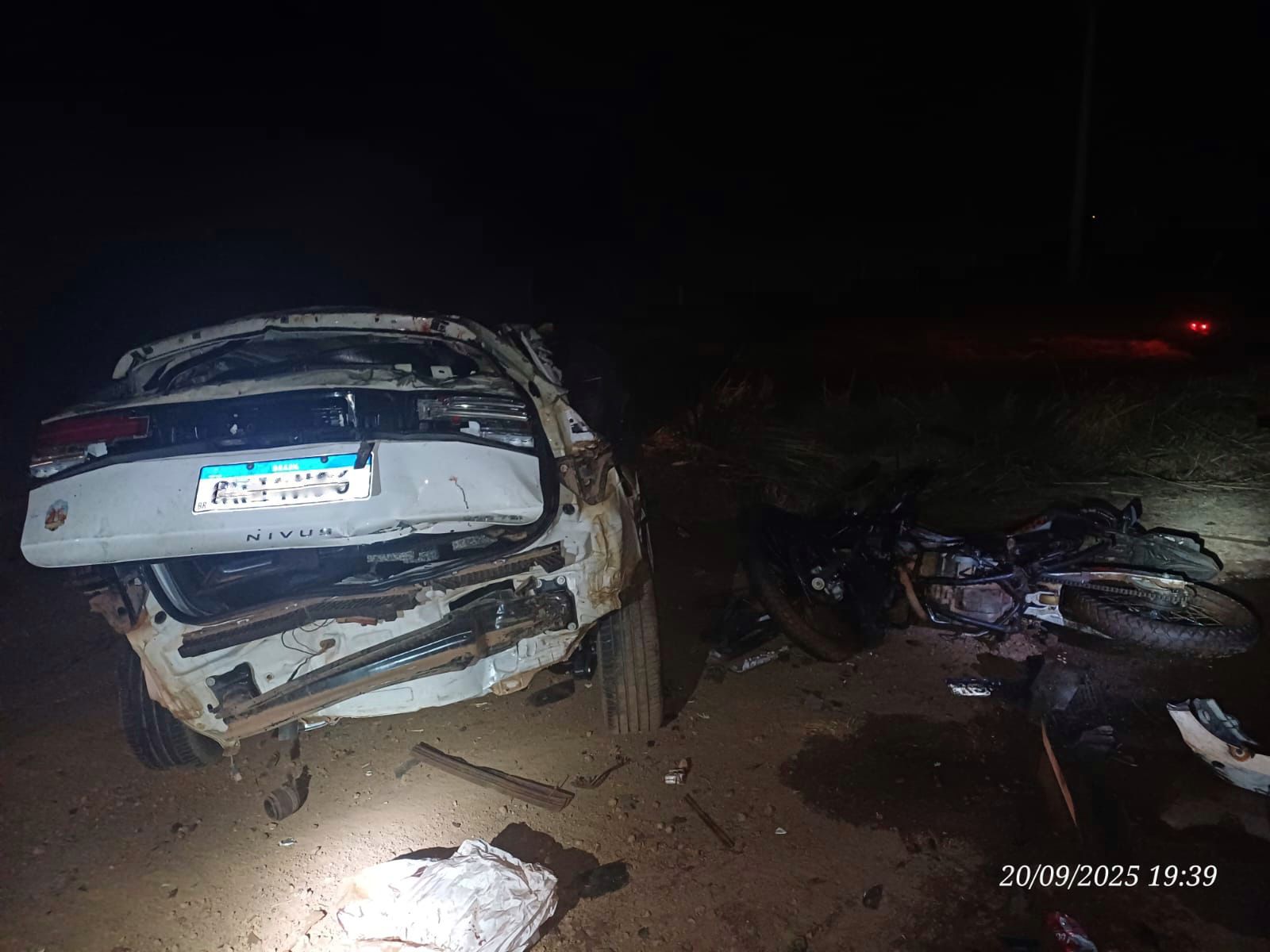 Família morre em acidente com oito mortos na BR-153, em Campinorte