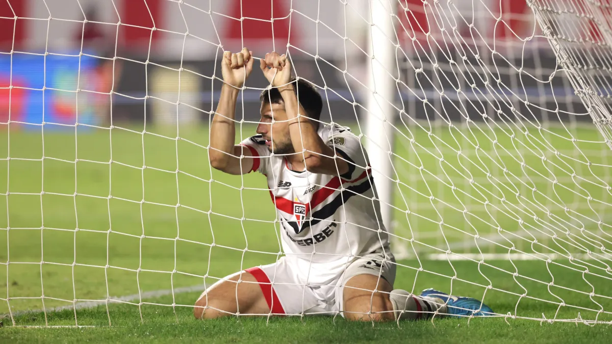 São Paulo é eliminado da Libertadores e do sonho do tetra pela LDU