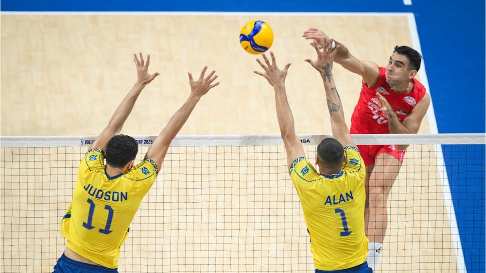 Brasil eliminado do Mundial de vôlei e Bernardinho enfrenta luto pessoal