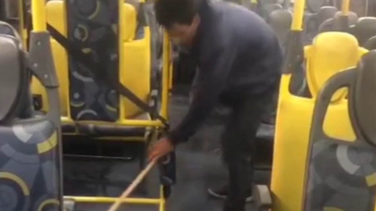 Atitude de motorista de ônibus se torna inspiração para outros profissionais