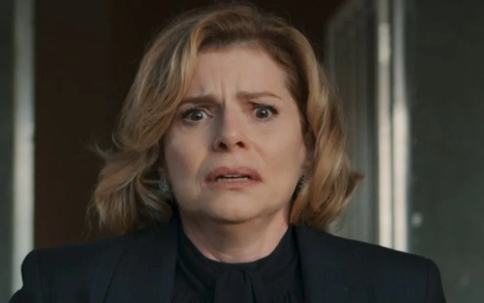 Débora Bloch interpreta Odete Roitman no remake de Vale Tudo. O segredo da vilã é revelado na reta final da novela da Globo | Reprodução/TV Globo