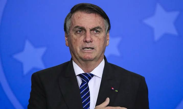 Prisão domiciliar surge como cenário mais provável para Bolsonaro