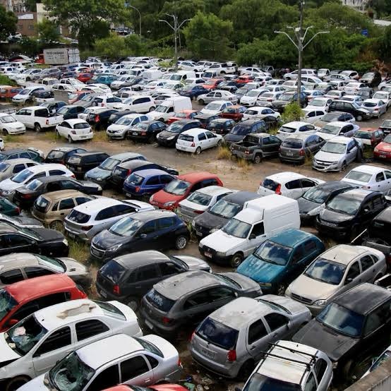 Detran-GO vai leiloar mais de 3 mil veículos