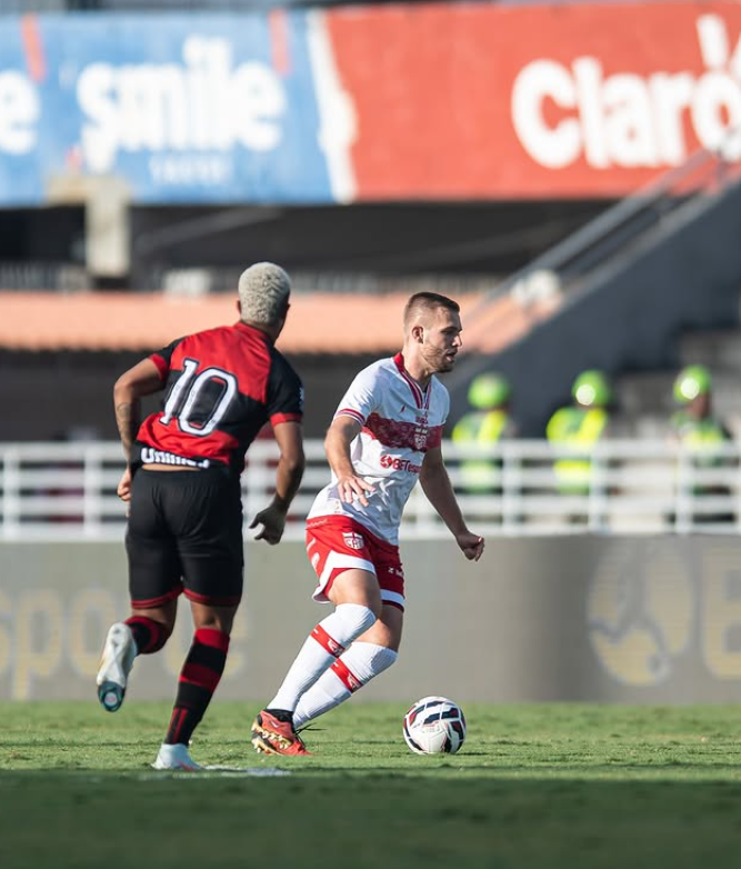 Atlético-GO abre placar, mas sofre virada por 2 a 1 contra o CRB e se afasta da briga pelo G-4 na Série B