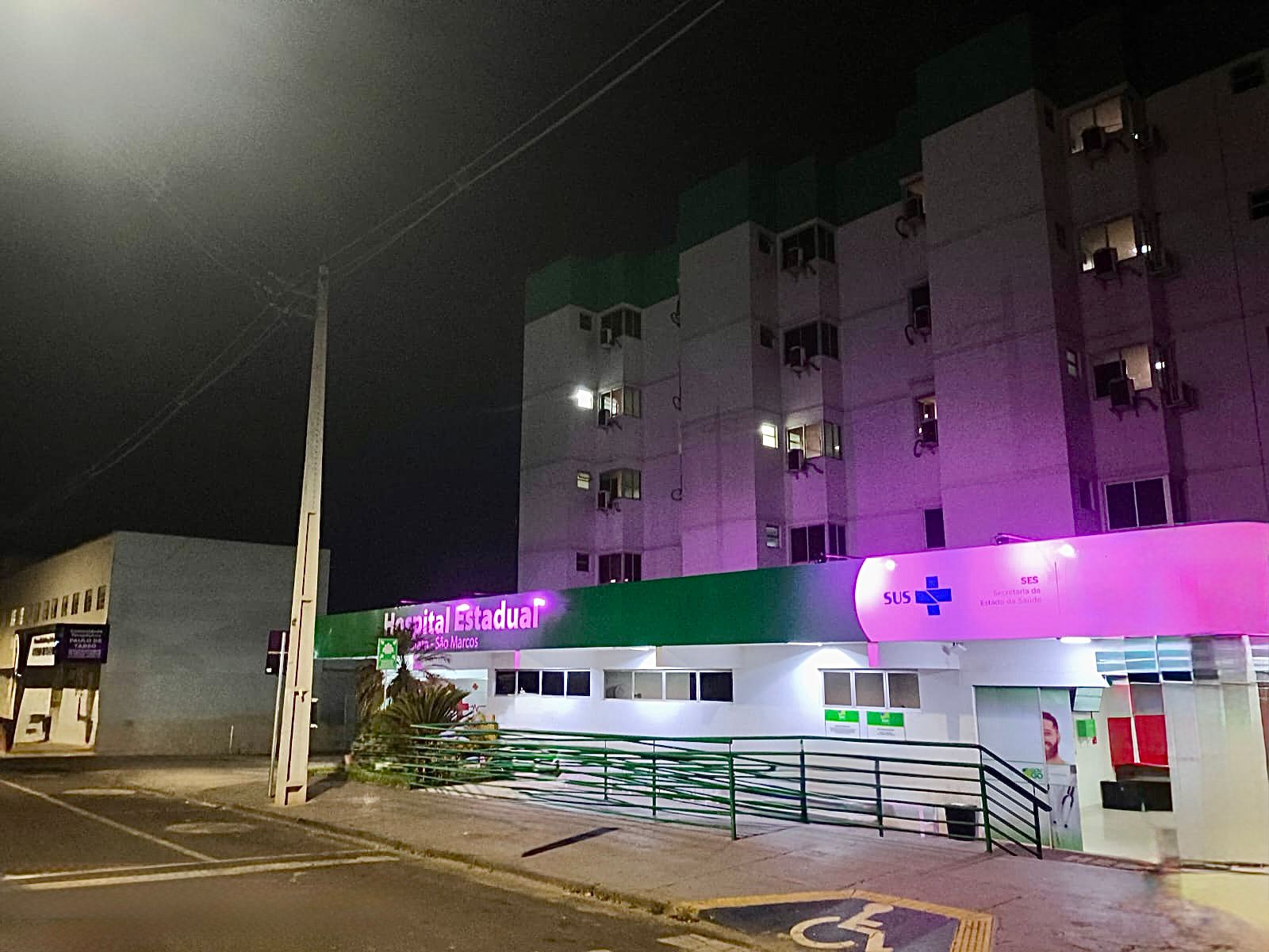 HEI reforça campanha Outubro Rosa e promove conscientização sobre o câncer de mama