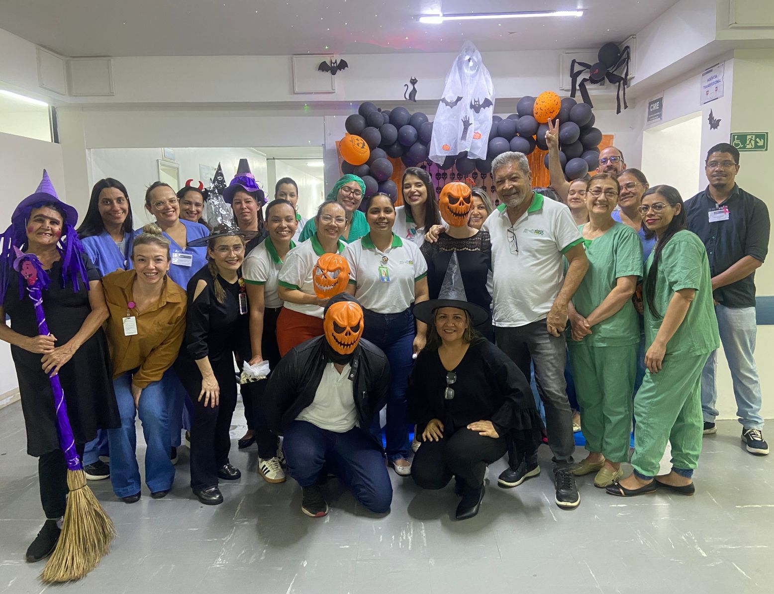 HEMU realiza evento temático de Halloween com foco na higienização das mãos