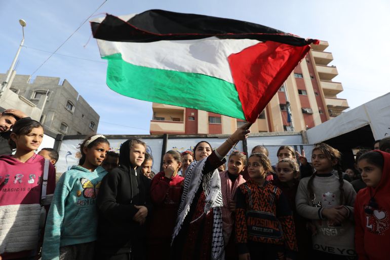 Israel aprova acordo com Hamas para fim da guerra na Faixa de Gaza