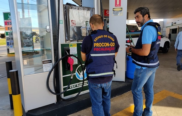 Procon Goiás autua 10 postos por aumento abusivo no preço do etanol