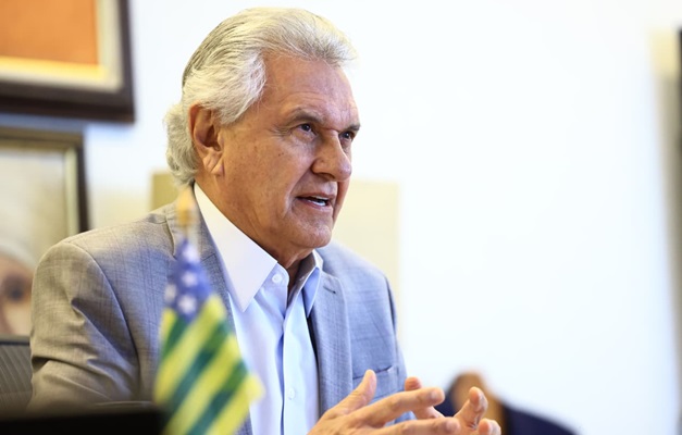 Caiado vai ao Rio com governadores em apoio a Claudio Castro após operação