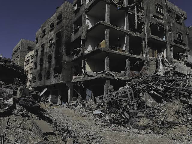 Fim da guerra em Gaza deixa mais de 67 mil mortos e crise humanitária