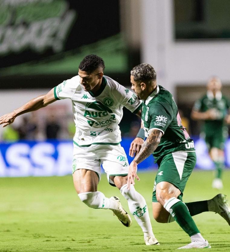 Na estreia de Carille, Goiás tropeça diante da Chapé na Serrinha e cai para 6ª posição