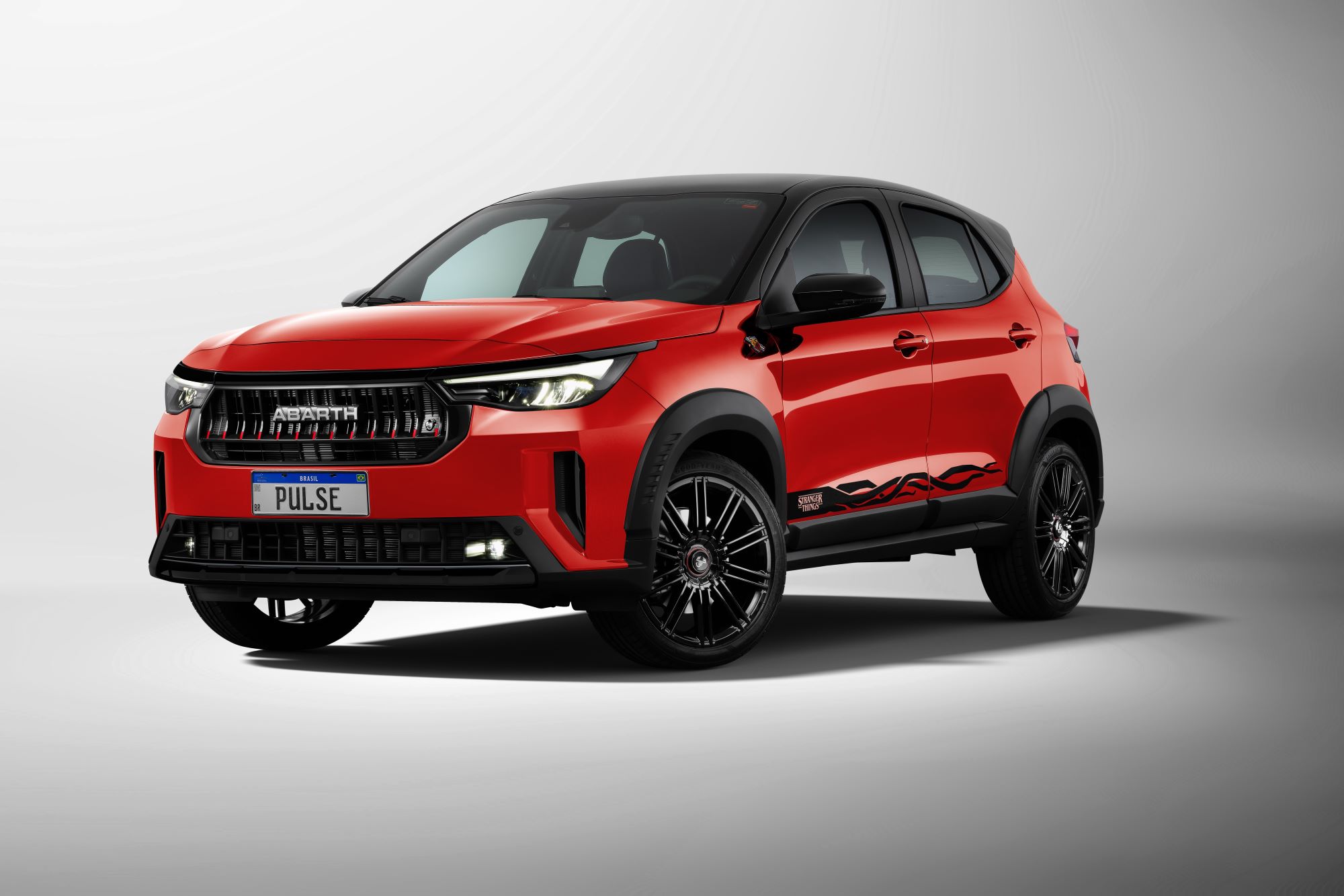 Pulse Abarth ganha edição especial Stranger Things, série de sucesso da Netflix