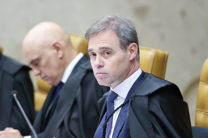 Mendonça bloqueia R$ 389 milhões do Sindnapi, que tem irmão de Lula como vice