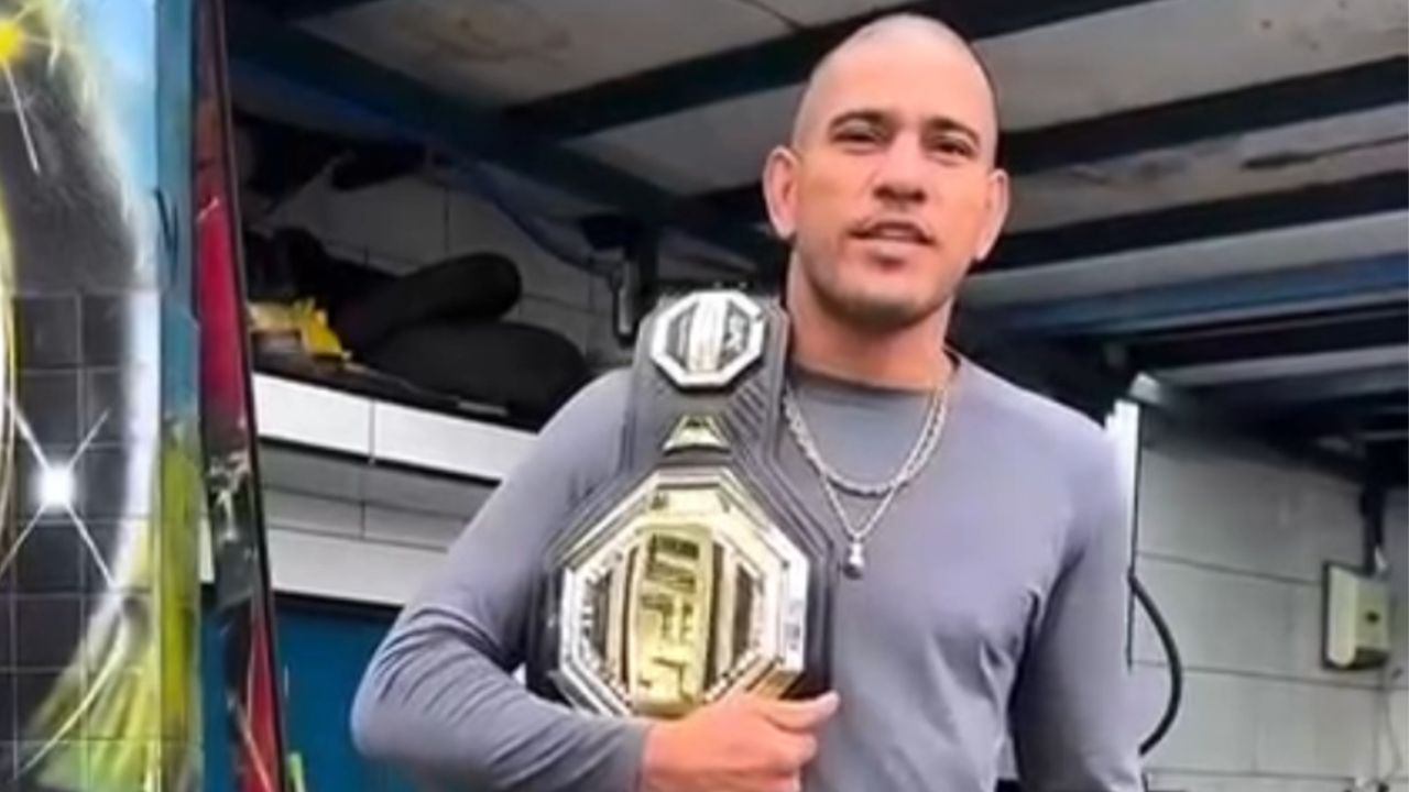 Vídeo: Poatan usa provocação como homenagem e vai à borracharia com cinturão do UFC