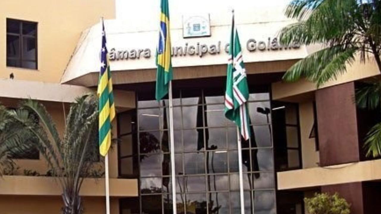 Câmara de Goiânia abre concurso com 62 vagas e salários até R$ 10 mil