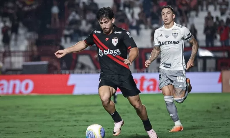 Atlético-GO recebe Paysandu em jogo decisivo pela 35ª rodada da Série B