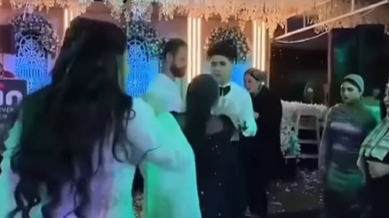 Casamento termina em constrangimento após noiva ser agredida no altar