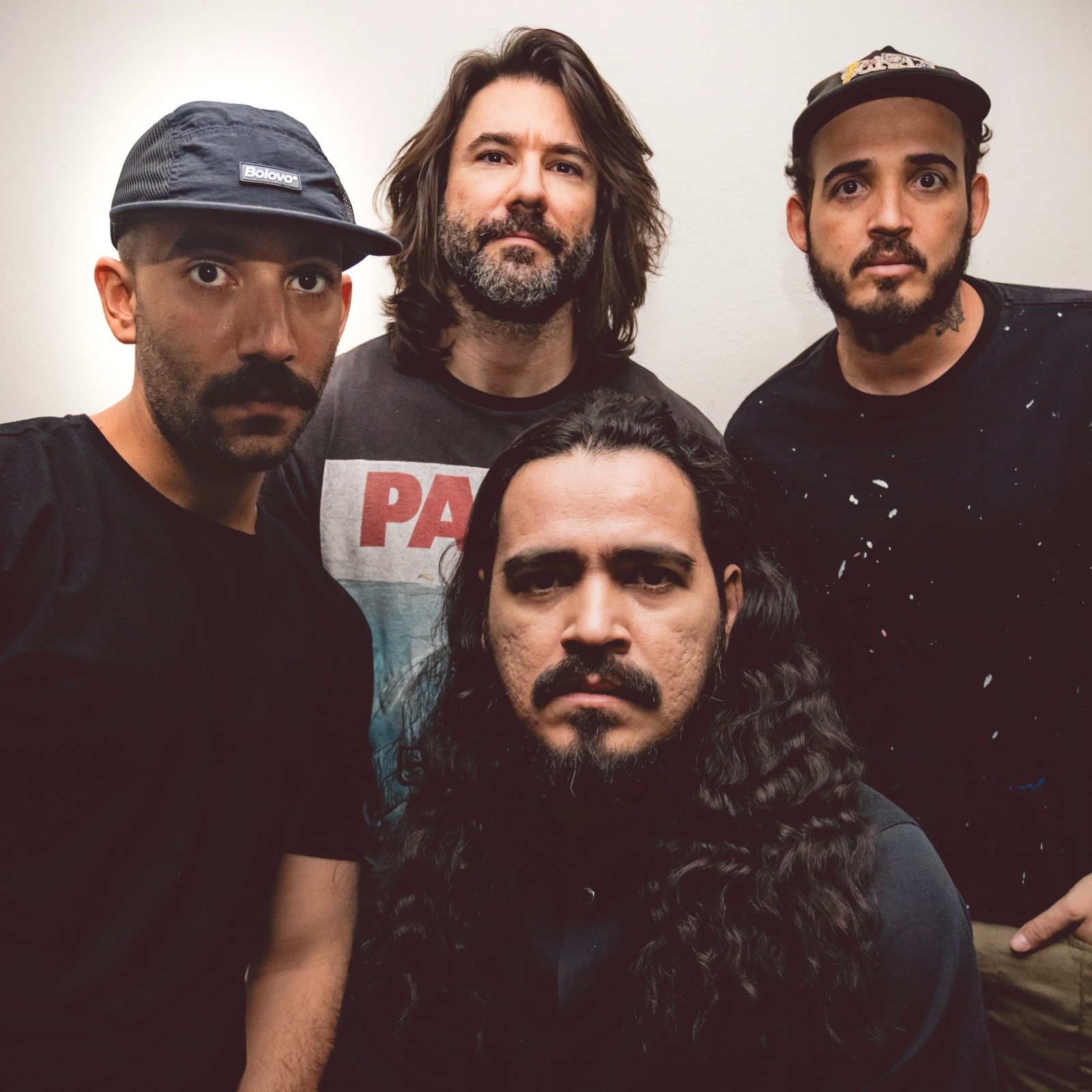 Vaca Amarela ocupa palcos da capital goiana com música independente