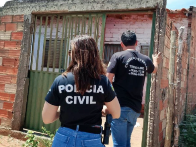 Criança de 2 anos vítimas de maus-tratos é resgatada pela polícia