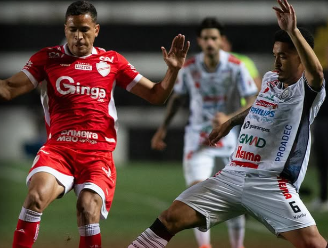 Vila Nova cede empate relâmpago em 2 a 2 no segundo tempo contra Operário, mas garante permanência na Série B