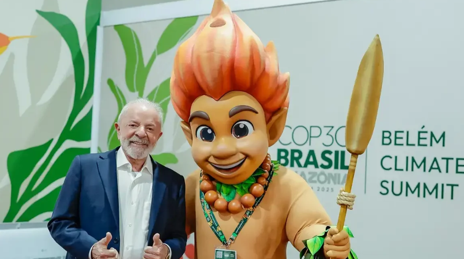 COP30 começa em Belém com Curupira como símbolo da defesa das florestas