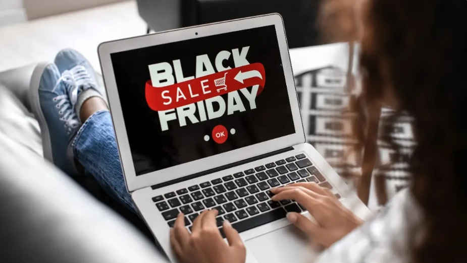 Alerta: fraudes online com promoções enganosas disparam às vésperas da Black Friday 2025
