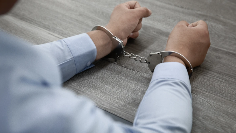 Pai é condenado a 90 anos de prisão por abusos sexuais contra a própria filha em Goiás