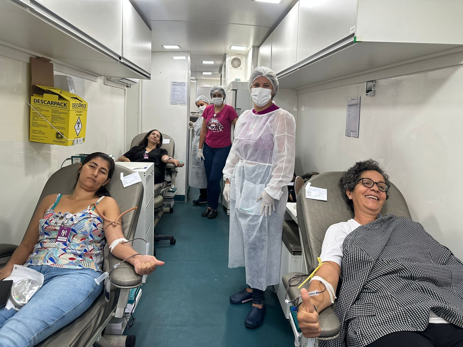 Maternidade Dona Iris recebe unidade móvel do Hemocentro