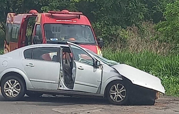Uma pessoa morre em acidente na GO-330 em Catalão; outros quatro ficam feridos