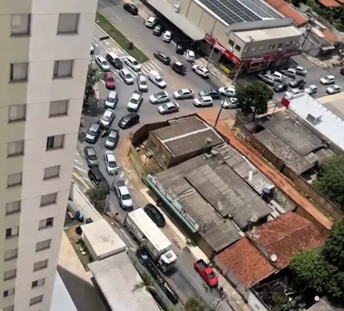 Moradores reclamam de transtornos causados pela Coleta Seletiva em Goiânia