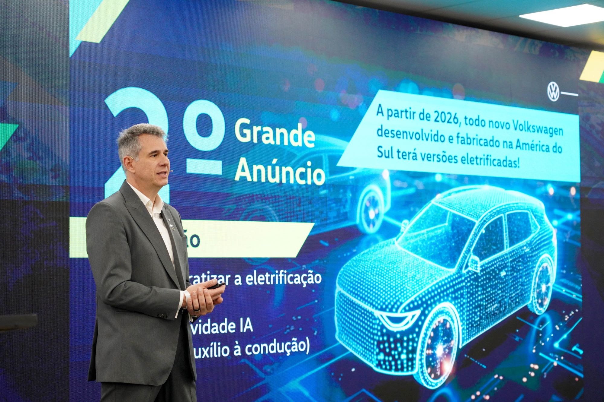 Volkswagen terá versões eletrificadas em todos os modelos da marca a partir de 2026