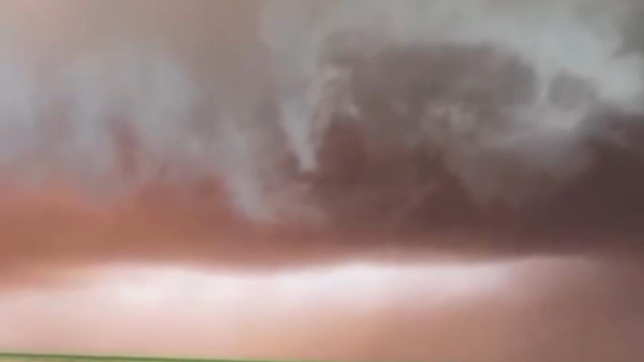 Vídeo: nuvens ameaçadoras antecedem forte tempestade no Centro-Oeste