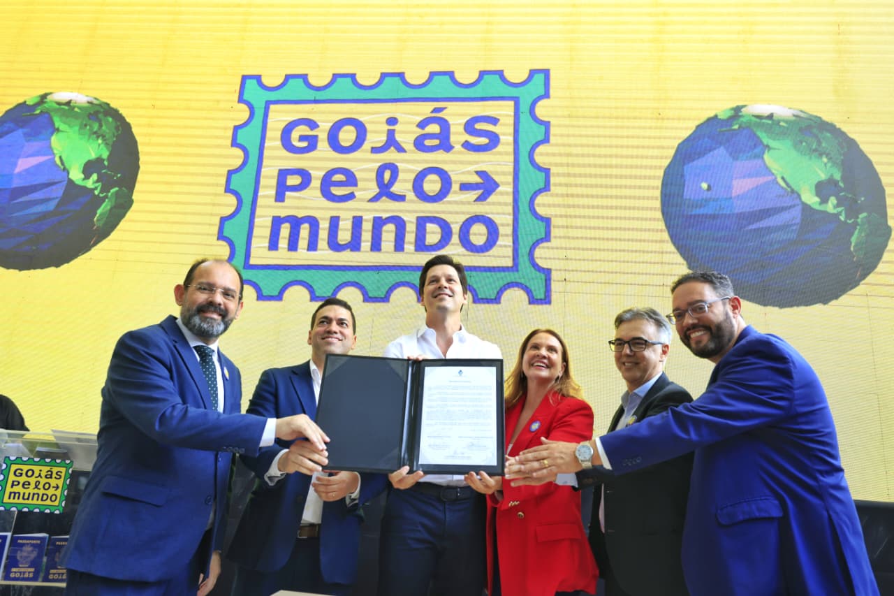 Daniel Vilela lança programa que vai levar mais de 2 mil estudantes e pesquisadores para exterior