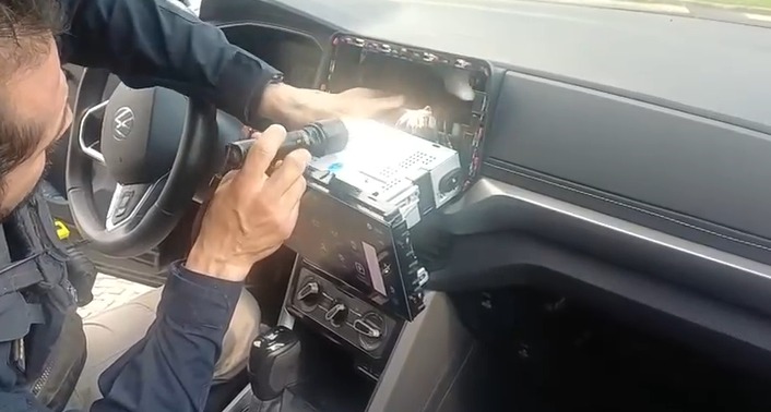 Carro é preso com R$ 400 mil em canetas emagrecedoras