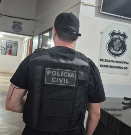 Briga termina em roubo e dupla é presa