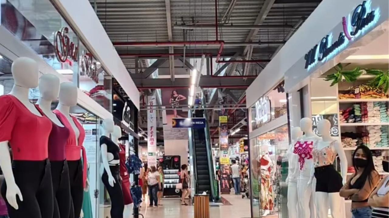 Shoppings da Região da 44 terão horário especial no feriado e aos domingos