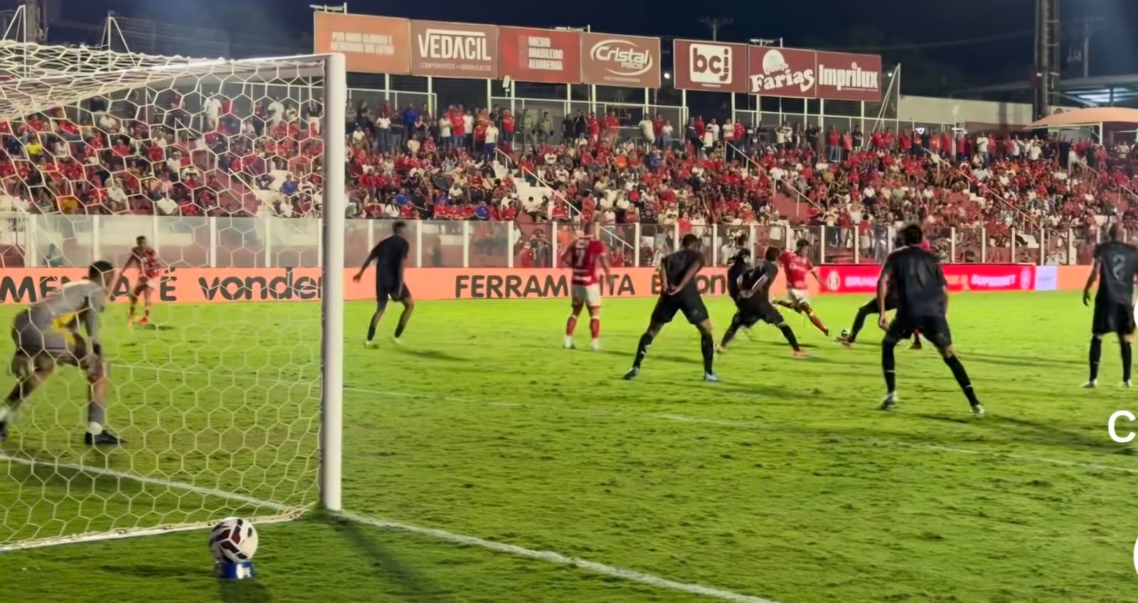Vila Nova empata com Volta Redonda pela Série B na despedida de Ralf