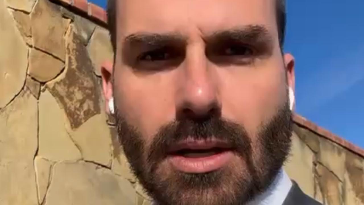 Vídeo: Eduardo Bolsonaro pede a apoiadores que “não desanimem”