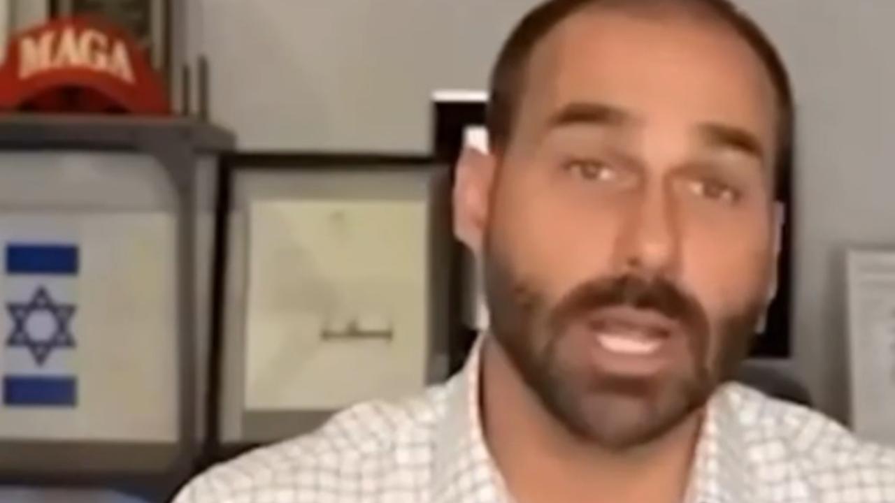 Vídeo: Eduardo Bolsonaro chama Moraes de "Tiranete" em live inflamada