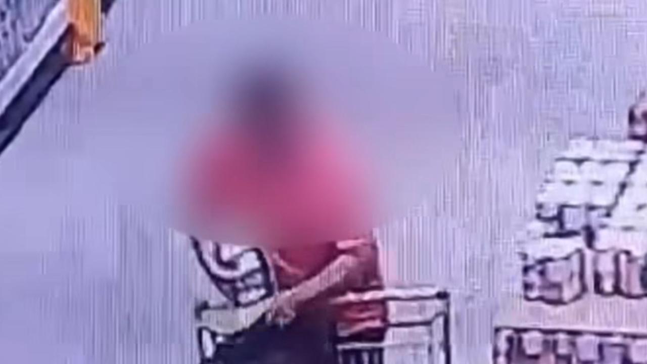 Homem é preso por furtar queijos em supermercado de Anápolis