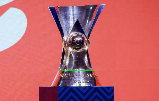 Brasileirão 2025: Flamengo segue favorito com 67,6% de chance de título