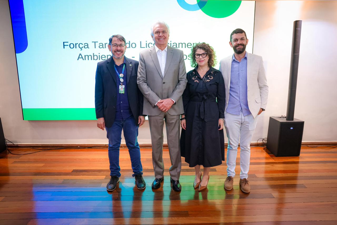 Caiado comemora fila de licenciamento ambiental zerada em Goiás