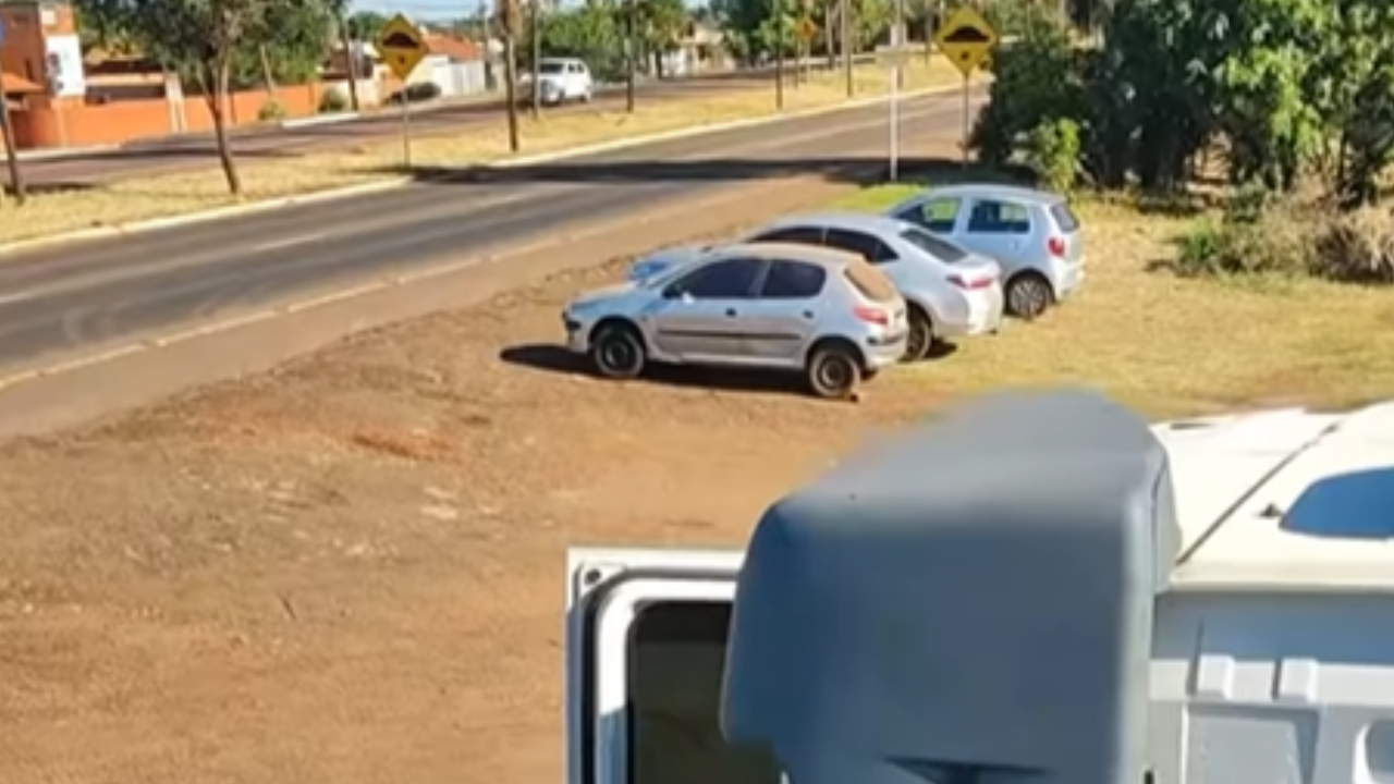 Elevação oculta em via de Campo Grande gera alerta e reações nas redes