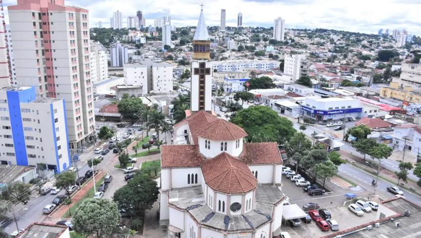 Criminosos se passam por agentes da Arquidiocese de Goiânia para cobrar falsas taxas
