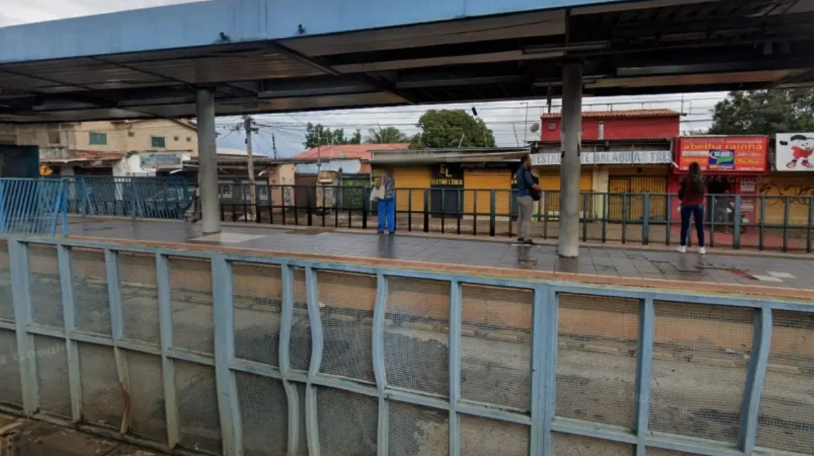 Homem morre após surto e tentativa de tomar direção de BRT em Goiânia