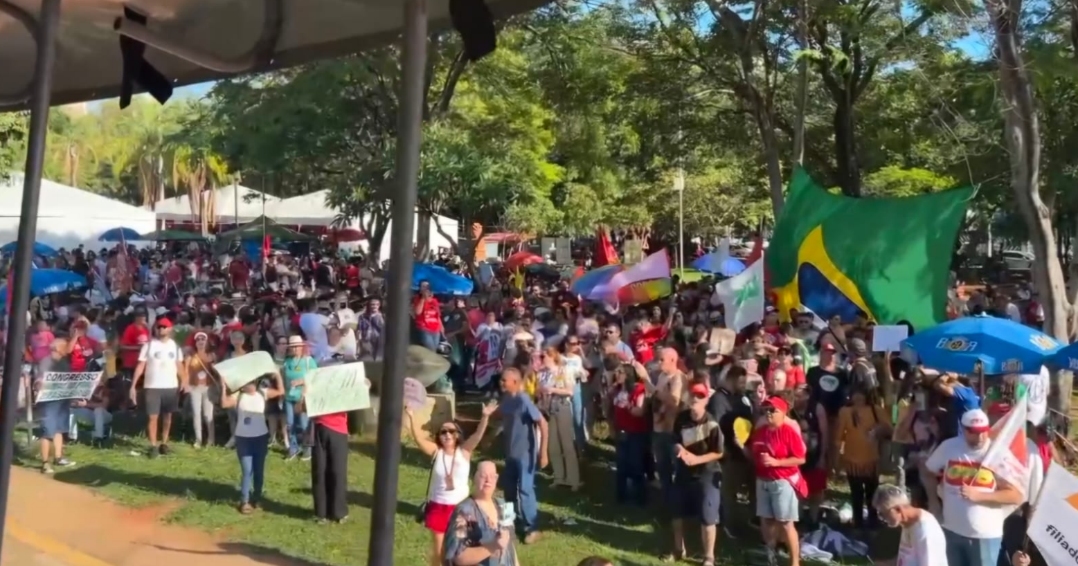 Ato em Goiânia reúne manifestantes contra anistia a condenados do 08 de Janeiro