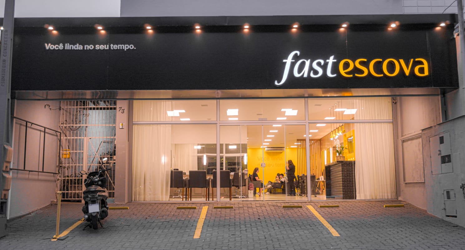 Ecossistema Fast abre 1.200 vagas em todo o Brasil para profissionais da beleza