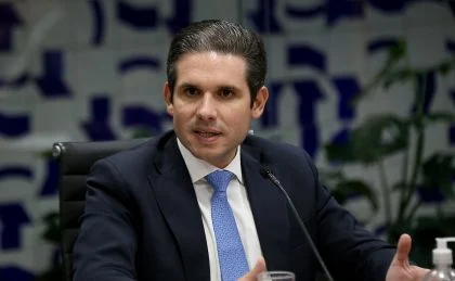 Motta coloca em votação projeto que reduz penas de condenados do 8 de janeiro