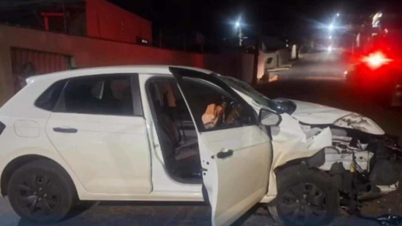 Jovem dorme ao volante e colide com reboque em Anápolis